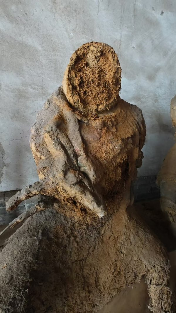 万无优配 山西新绛三官庙网红“小土豆”面部泥土掉落？ 当地文保中心回应